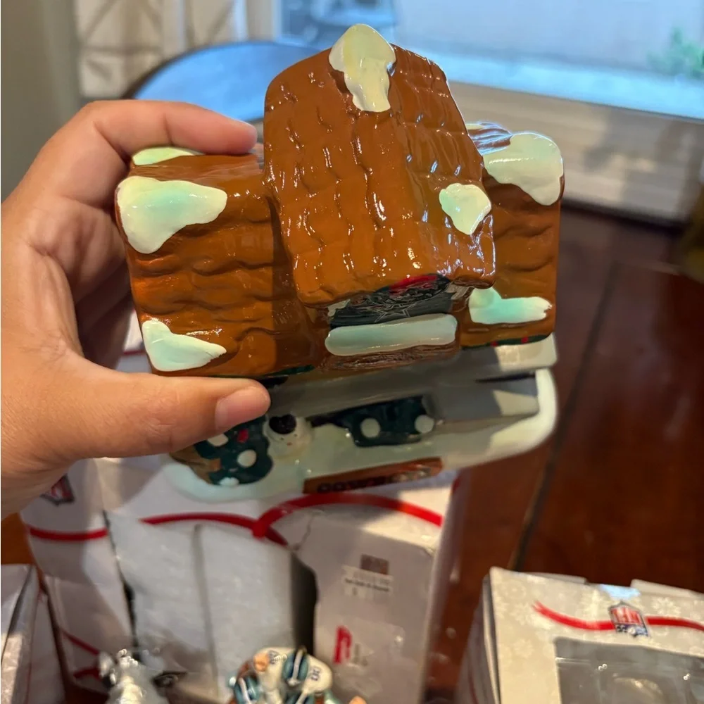 Vintage Dallas Cowboys Christmas Village Ceramic House and 2 Ornaments NIB